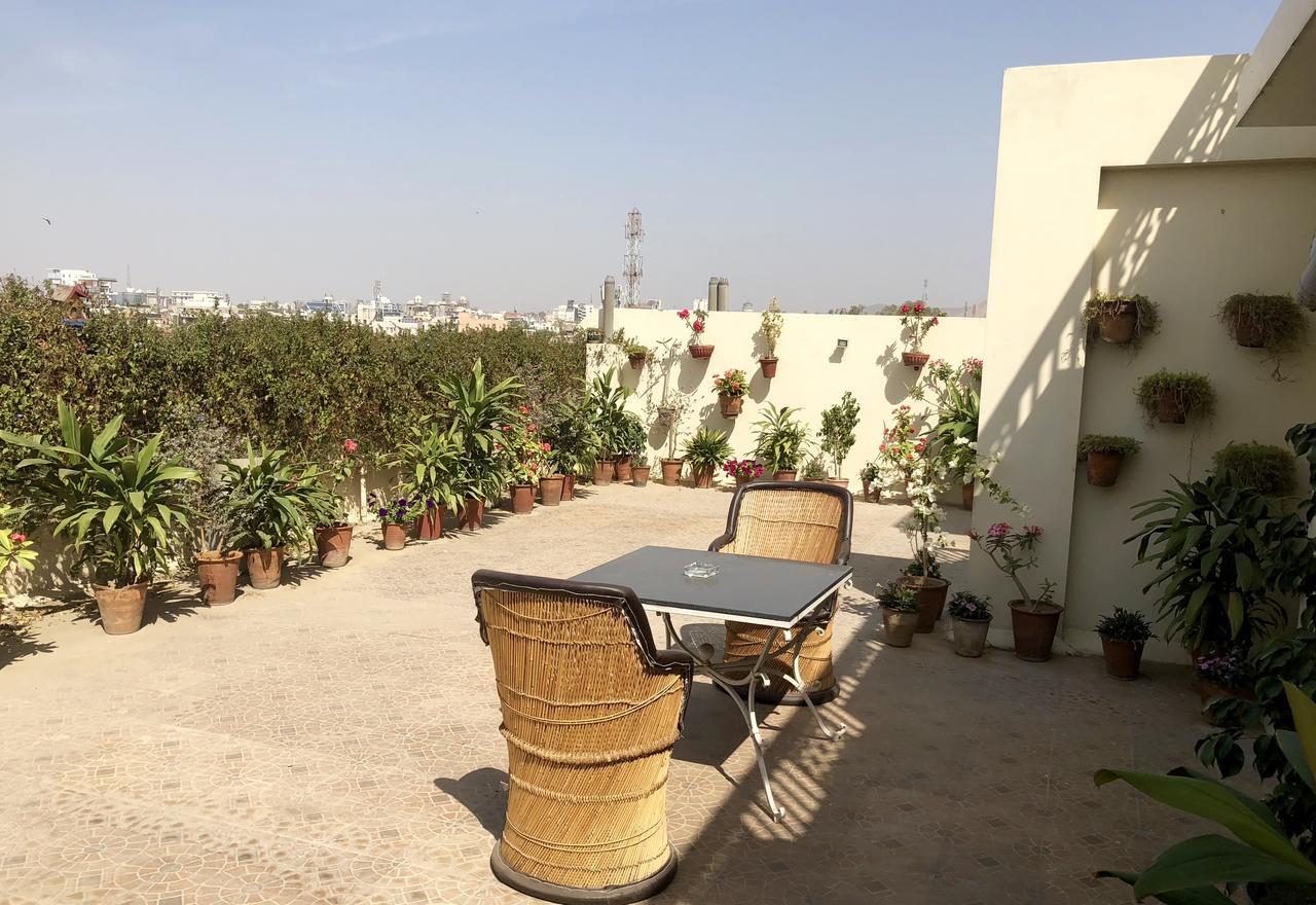 Saket Inn Jaipur Luaran gambar